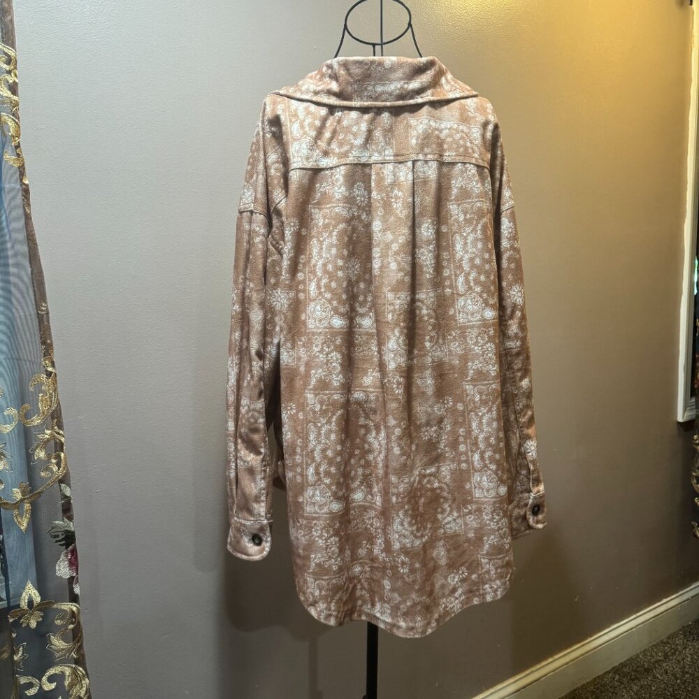 BiBi Shacket - Picture 2 of 3